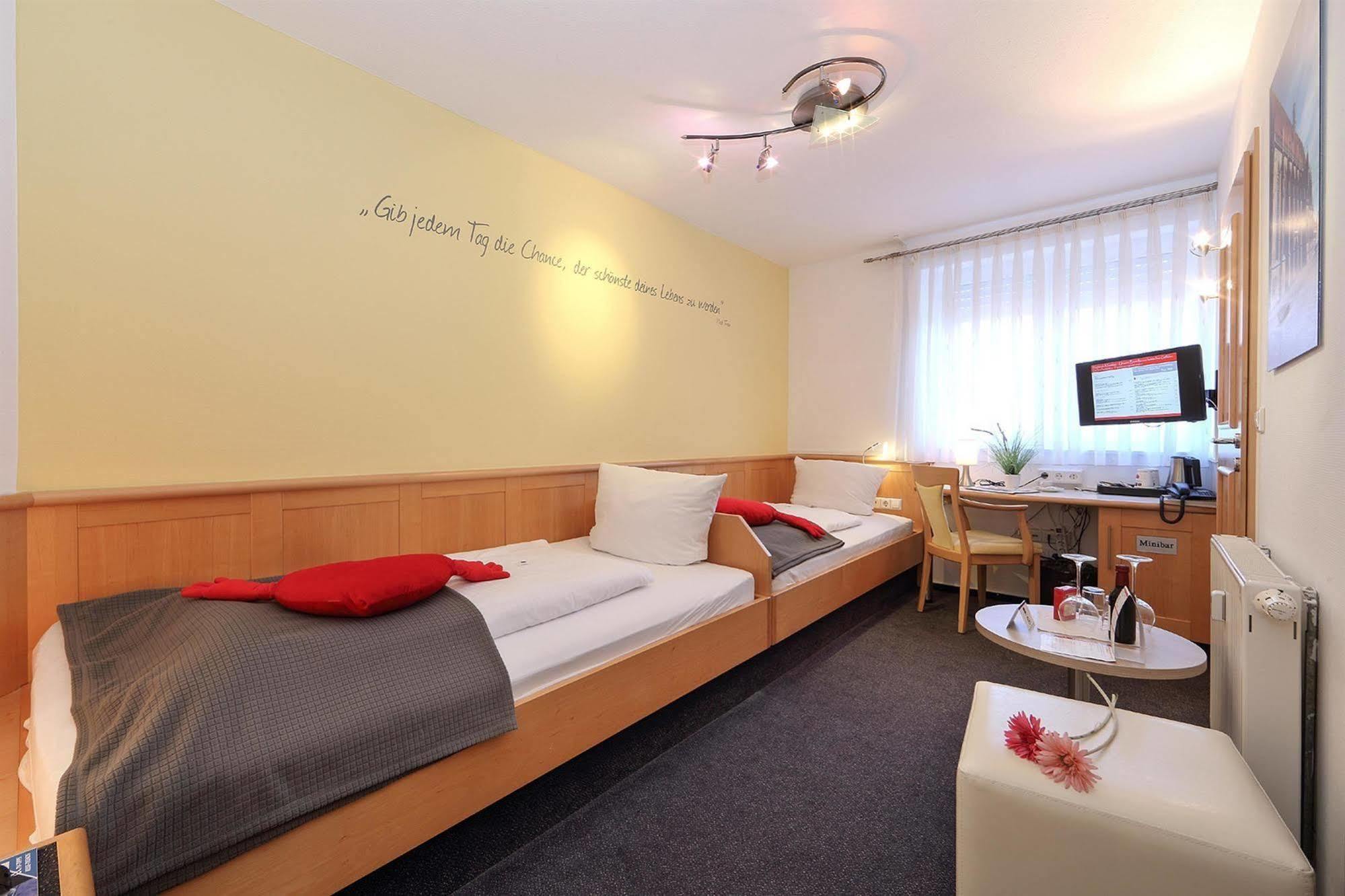 Aalener Roemerhotel Awl Ngoại thất bức ảnh